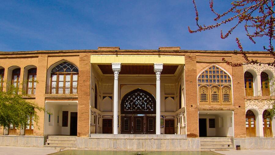 Asef Vaziri Mansion (Kurdish House)